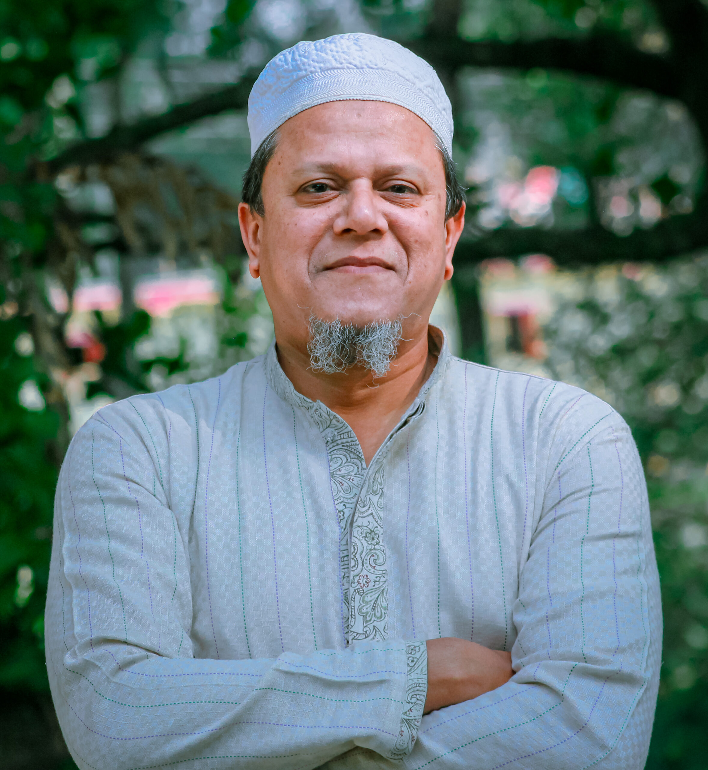 দুঃসময়ে দলীয় নেতা-কর্মীদের পাশে মুশফিকুর রহমান।