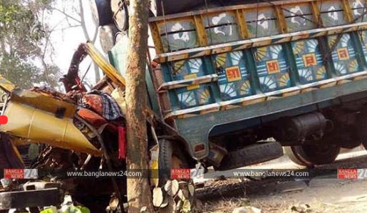 কালীগঞ্জে সড়ক দুর্ঘটনায় নিহত-১, গাড়ী আটক