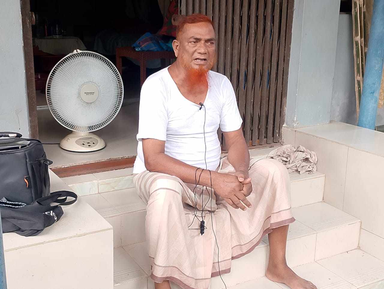 গোপালগঞ্জ সদর উপজেলা জালালাবাদে মিথ্যা মামলায় অসহায় পরিবার আদালতের কাঠগড়ায়।