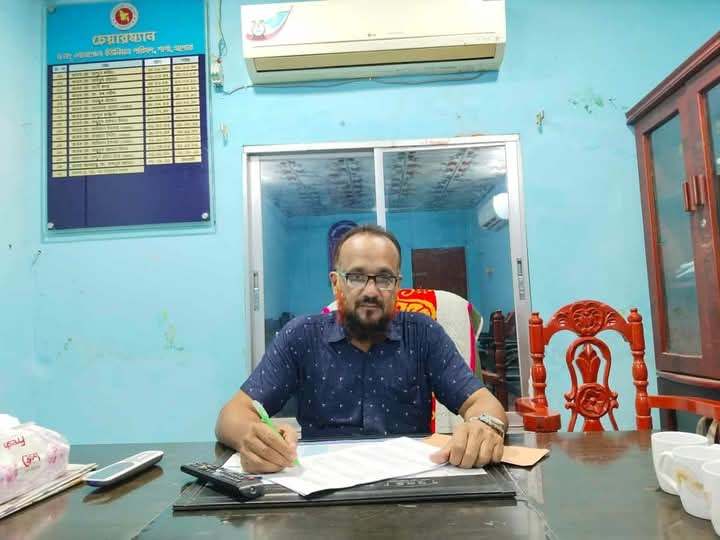 বেনাপোলে ৪নং ভারপ্রাপ্ত চেয়ারম্যান এর বাড়ি বোমা হামলায়।