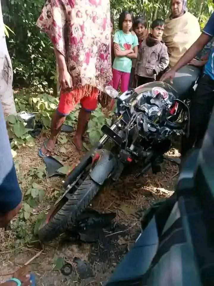 গোপালগঞ্জে মোটরসাইকেল নিয়ন্ত্রণ হারিয়ে  দুর্ঘটনায় নিহত- ২,