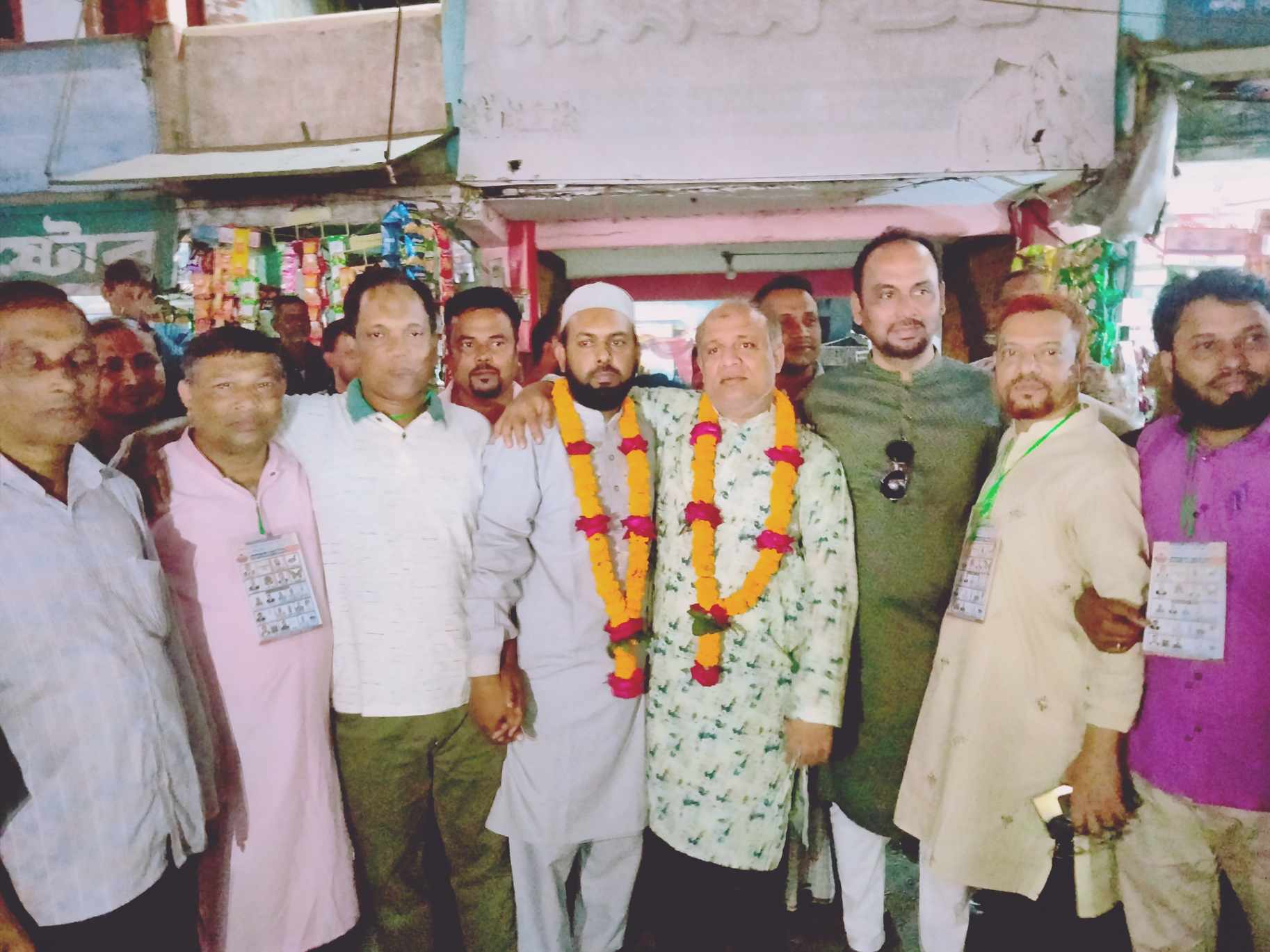 পটিয়া আদালত -খাসমহল সড়ক  ব্যাবসায়ী কল্যাণ সমিতির নির্বাচন  হারুন- তৌহিদ পরিষদ  পুর্নপ্যানেল নির্বাচিত।