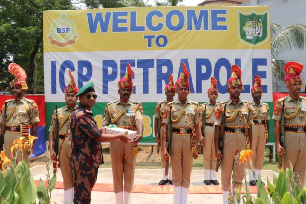 Messenger creation 4280536C 53FB 4E0E 9FB1 795760F70D2C || Dailydeshsomoy