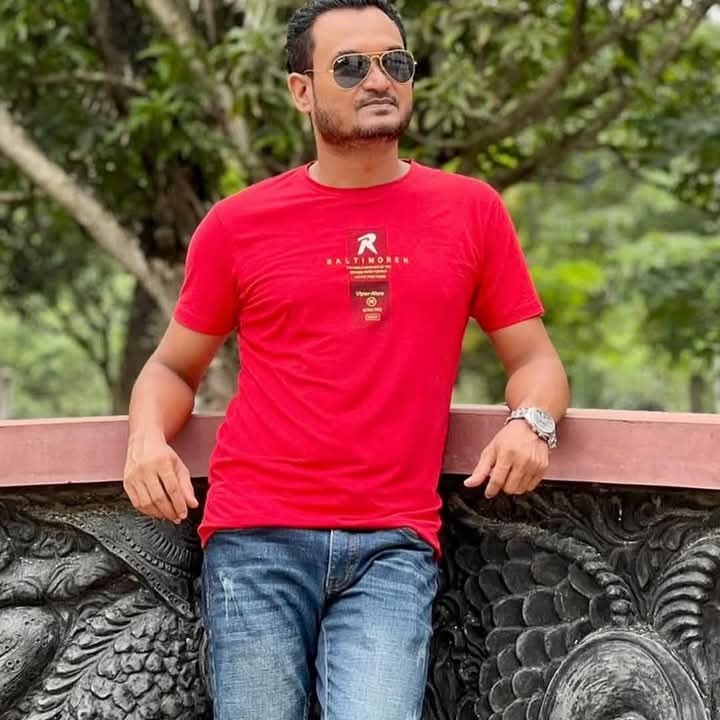 মাদারীপুরের শিবচরে প্রিন্স নামে এক যুবকের রহস্যজনক মৃত্যু।