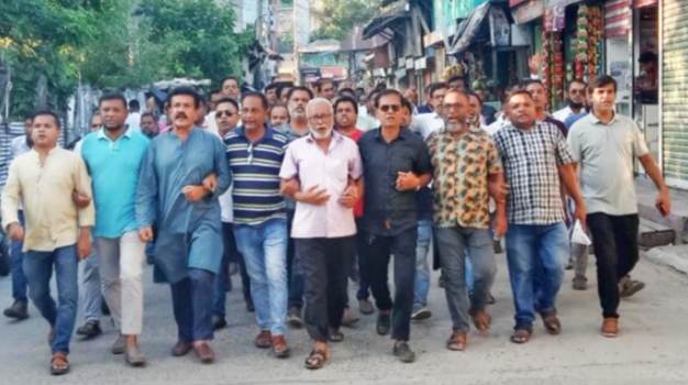 গলাচিপা নিজ এলাকায় ভিপি নুরুল হক নূরের বিরুদ্ধে বিএনপির বিক্ষোভ মিছিল ও সমাবেশ।