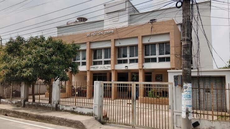 গোপালগঞ্জে জাতীয় পরিচয়পত্রে তথ্য সংশোধনে জেলা নির্বাচন অফিসারের বিরুদ্ধে ঘুষ দাবির অভিযোগ তদন্ত কমিটি গঠিত। 