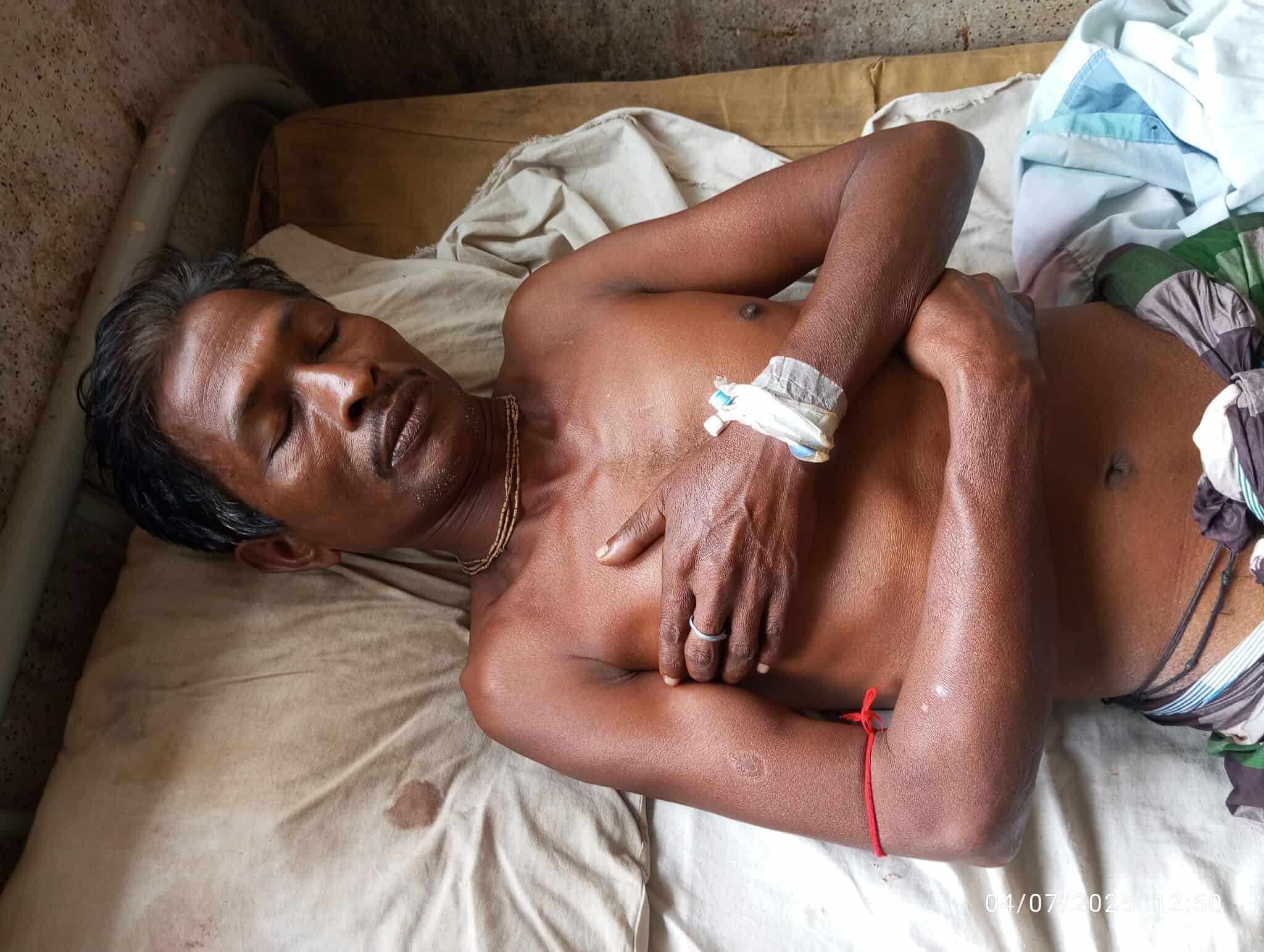 গলাচিপায় তু”ছ ঘটনাকে কেন্দ্র করে মারামারি আহত- ০১,