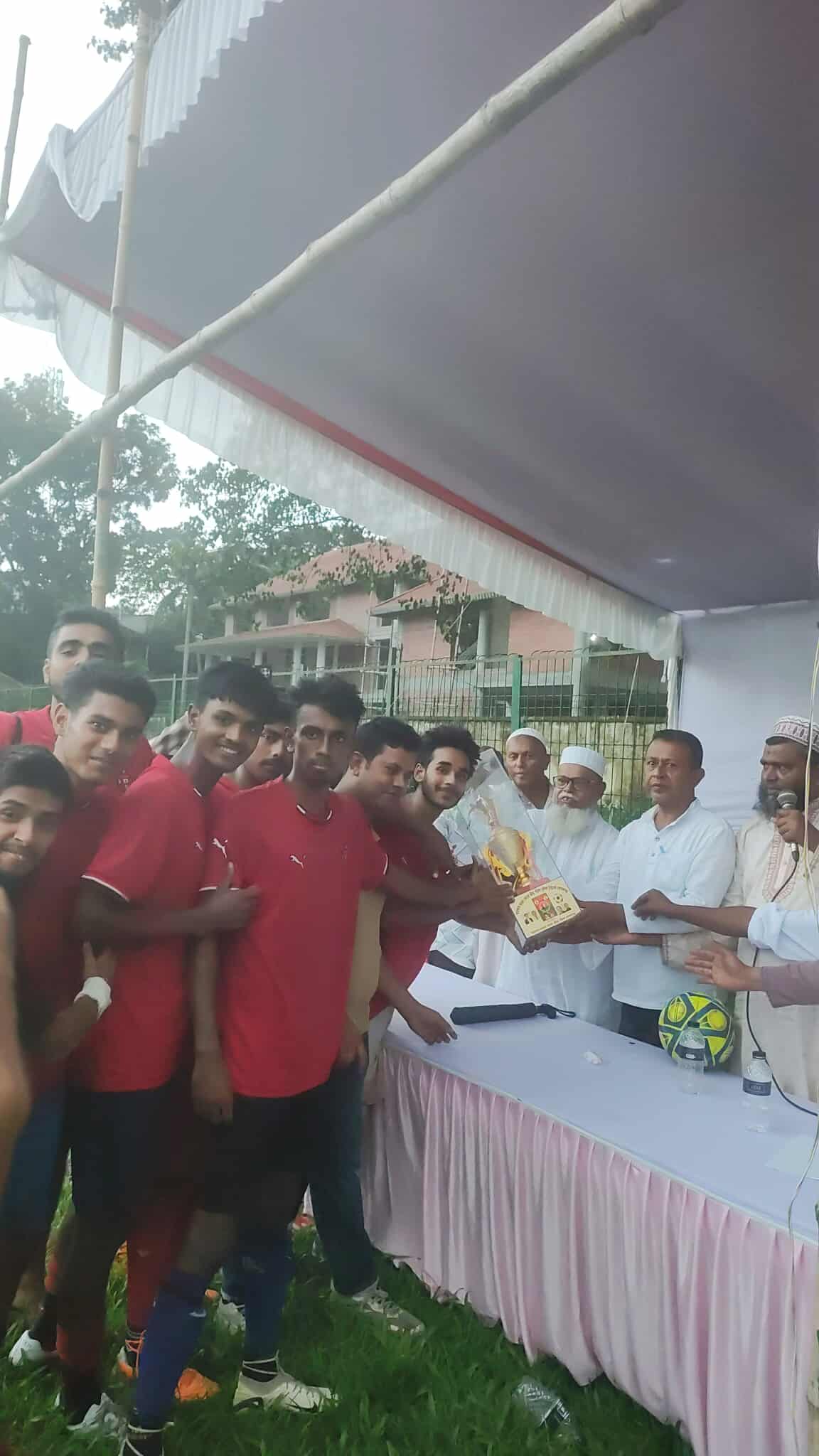 গোপালগঞ্জে কোকো ক্রীড়া পরিষদের ফুটবল টুর্নামেন্টে সুকতাইল একাদশের জয়জয়কার।