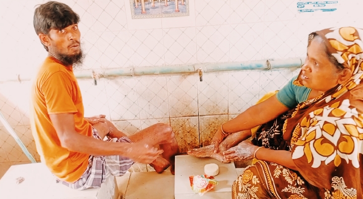 গফরগাঁও  শিয়ালের কামড়ে আহত ৫,গণধোলাইয়ে  শিয়াল নিহত,