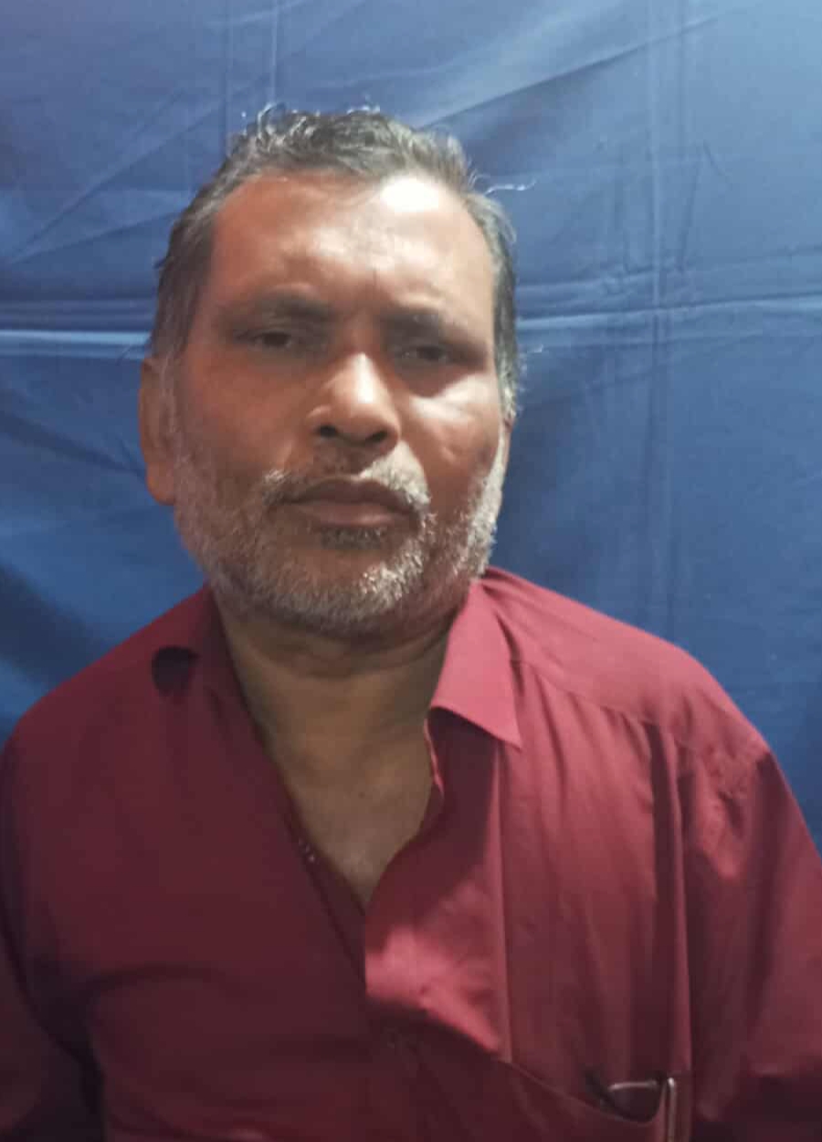 গলাচিপায় পৈত্রিক সম্পত্তি ফিরে পেতে মানুষের দ্বারে দ্বারে ঘুরছেন সুবল।