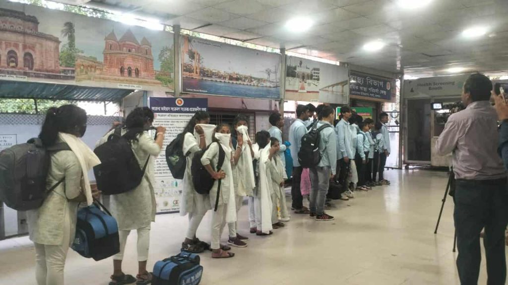 Messenger creation 385CE783 D97E 4428 BF39 1E421B2E4B8B || Dailydeshsomoy