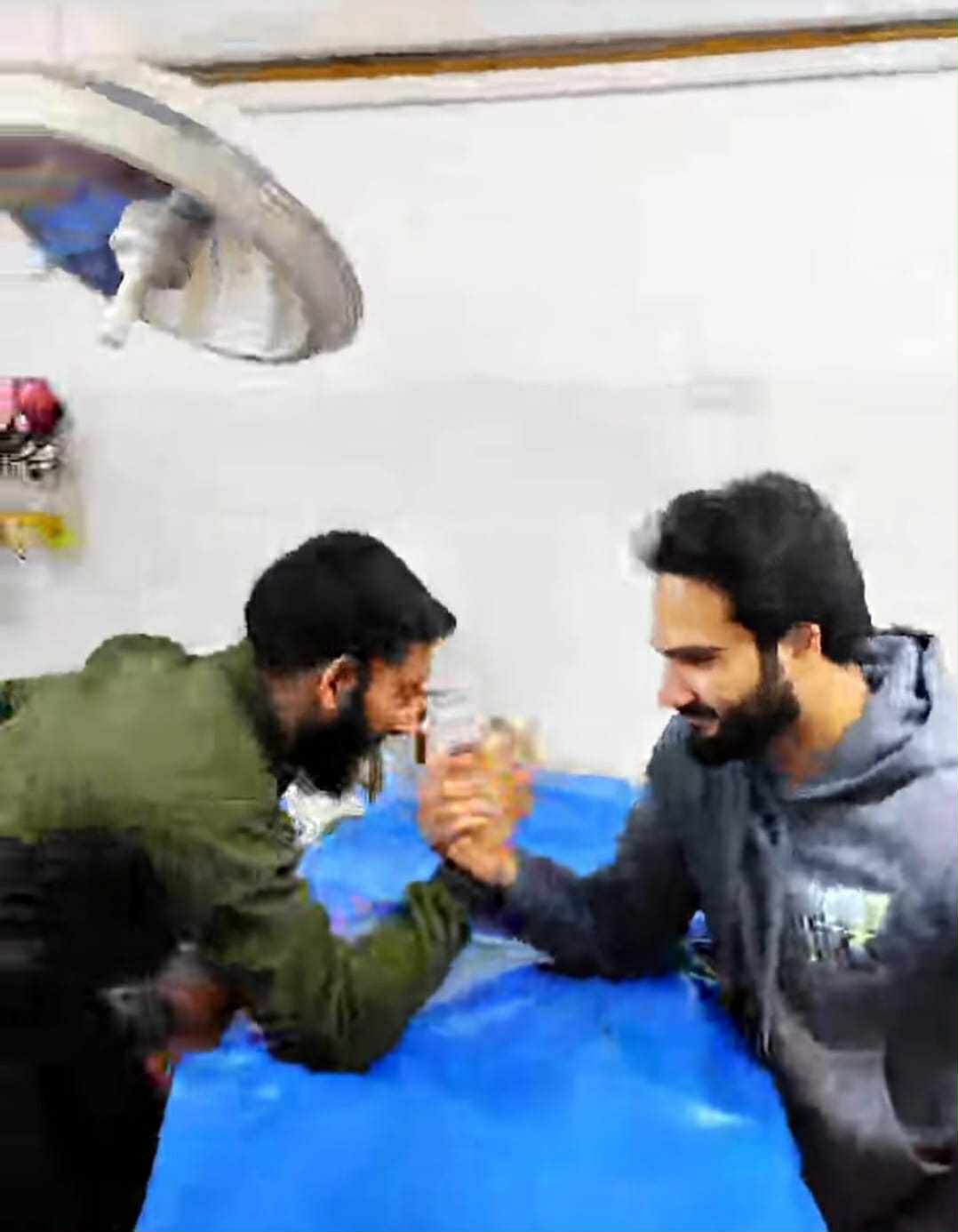 বাংলাদেশ মেডিকেল কলেজ হাসপাতালে ইমার্জেন্সীতে তুগলগিকান্ড।