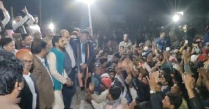 পটুয়াখালী-৩ আসনে ট্রাক মার্কার পক্ষে নুরুল হক নূরের নির্বাচনি সভা অনুষ্ঠিত।