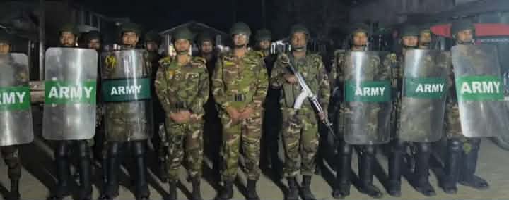 পটুয়াখালী-৩ : দুই প্রার্থীর প্রচারণা ঘিরে আইনশৃঙ্খলা অবনতির আশঙ্কা, সেনাবাহিনী মোতায়েন।