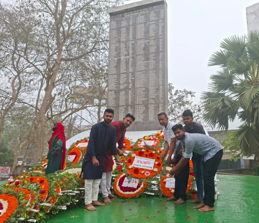 স্বাধীনতা দিবসে প্রেসক্লাব গোপালগঞ্জের শ্রদ্ধাঞ্জলি,