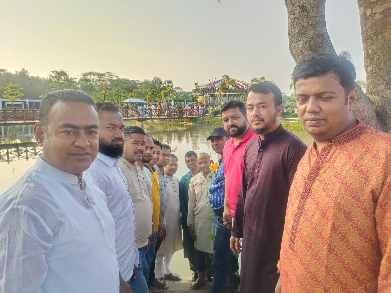 গোপালগঞ্জ সরকারি মডেল স্কুলের ২০০০ ব্যাচের বর্ণিল ঈদ পুনর্মিলনী,