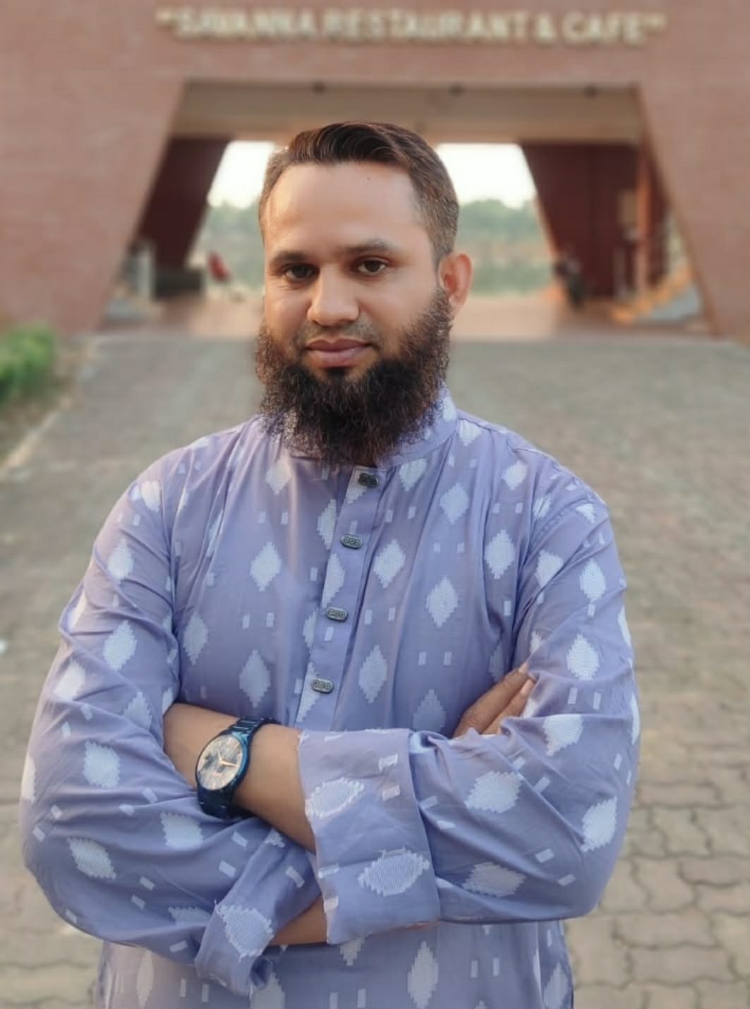 ঈদুল ফিতর উপলক্ষে শুভেচ্ছা জানালেন এনামুল হক (মুনীর)