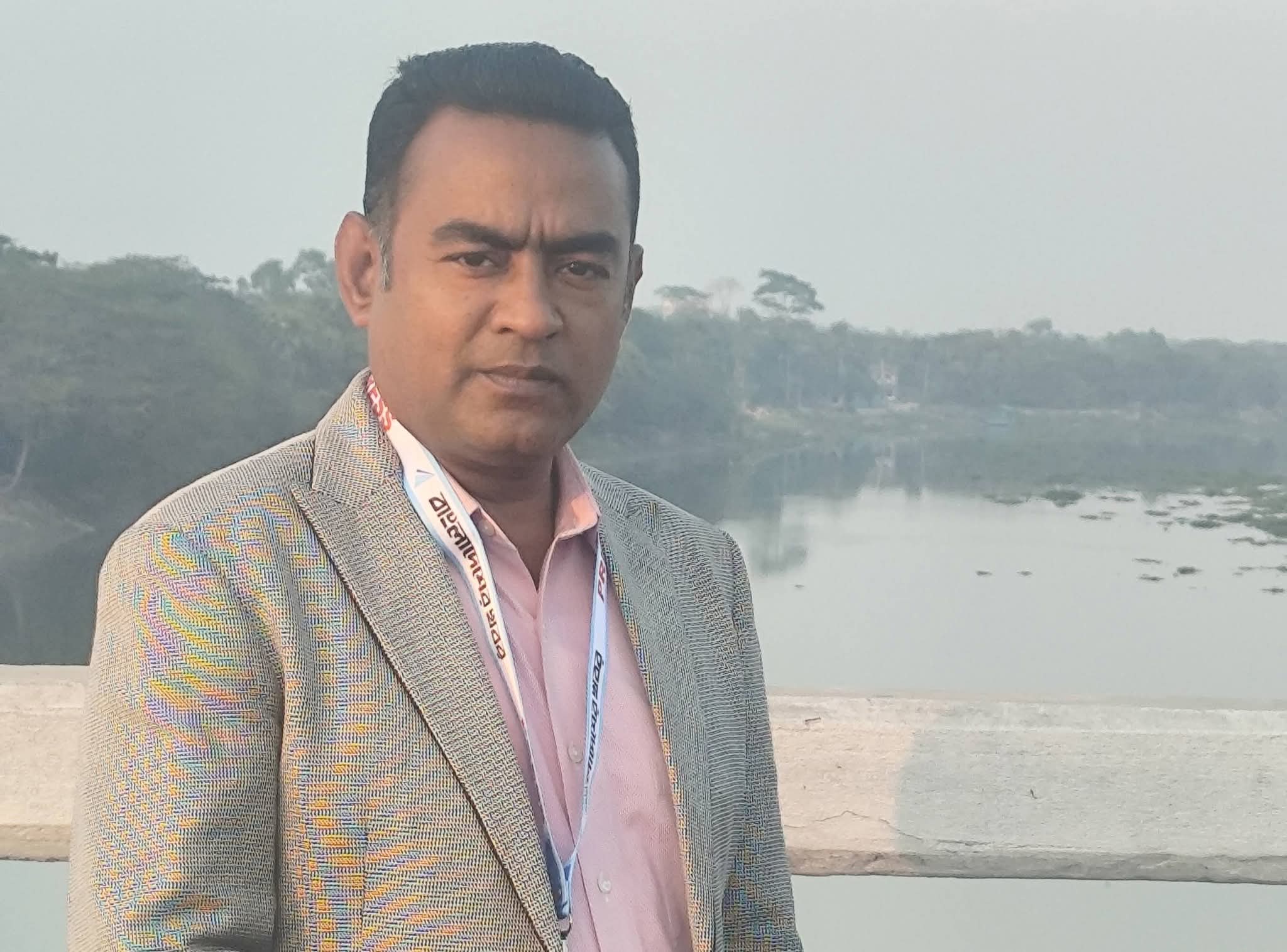 গোপালগঞ্জে নববর্ষের শুভেচ্ছা জানালেন প্রিন্ট মিডিয়া জার্নালিস্ট অ্যাসোসিয়েশনের সাধারণ সম্পাদক,