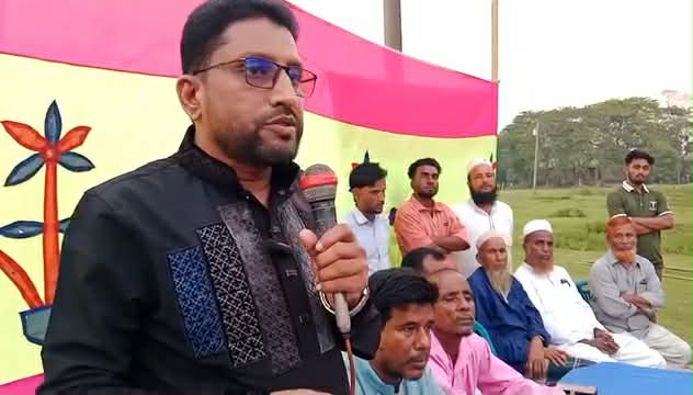 চৌরঙ্গী খেওয়া ঘাটে সেতু নির্মাণের দাবিতে জলুর মুখ বাজারে আলোচনা সভা।