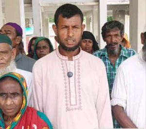 গলাচিপা সরকারি আবাসন দখলের চেষ্টা, ইউএনও’র হস্তক্ষেপ কামনা ৬০ পরিবারের, 2 received 1294030762712791 || Dailydeshsomoy