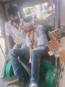 গোপালগঞ্জে পল্লী বিদ্যুৎ কার্যালয়ের সামনে মারামারি, আহত ২, 4 received 1579407697211475 || Dailydeshsomoy