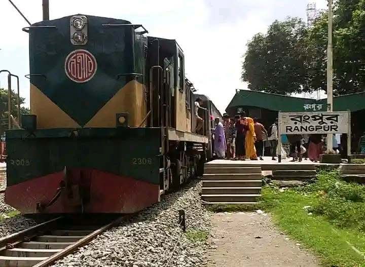 লালমনিরহাট রেলওয়ে ডিভিশনের মধ্যে ইঞ্জিন বগি সংকট, 1 received 2919829611697978 || Dailydeshsomoy