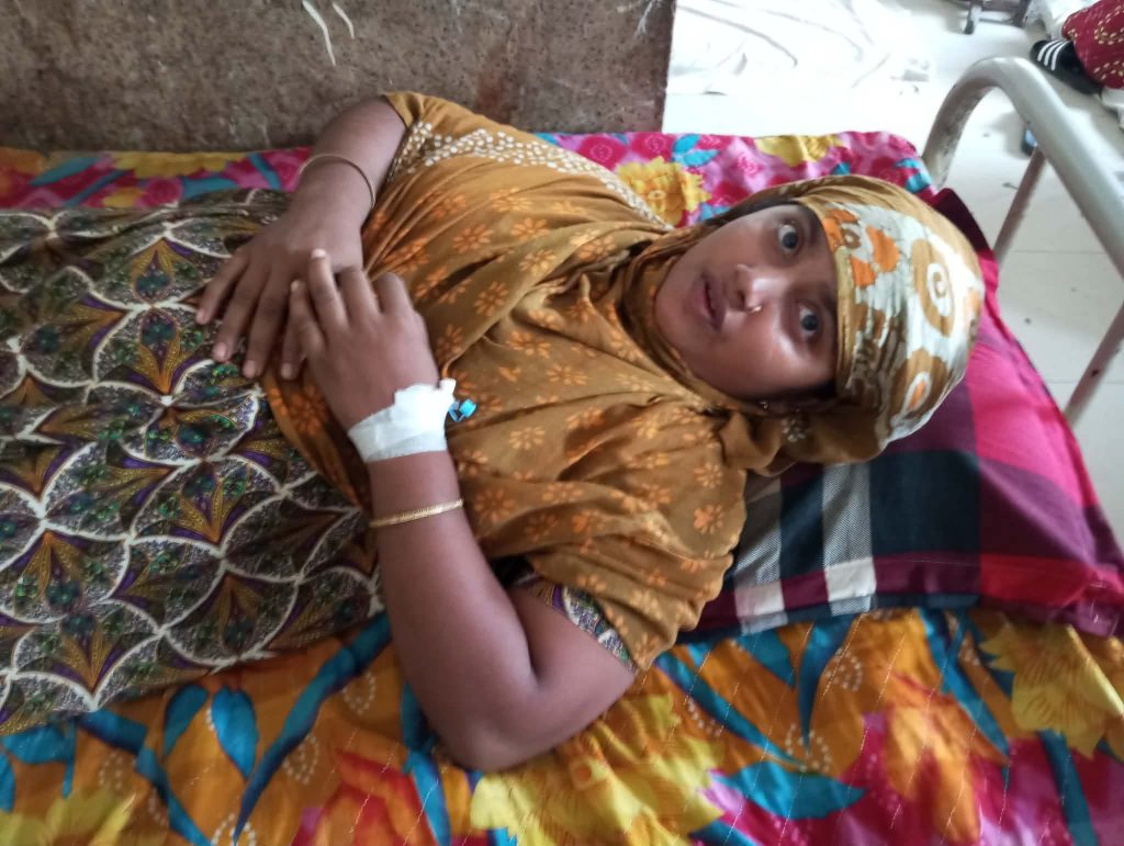 রাঙ্গাবালীতে ধানের চারা খাওয়ানোকে কেন্দ্র করে সংঘর্ষ আহত ৪, 1 received 1068939486063975 || Dailydeshsomoy
