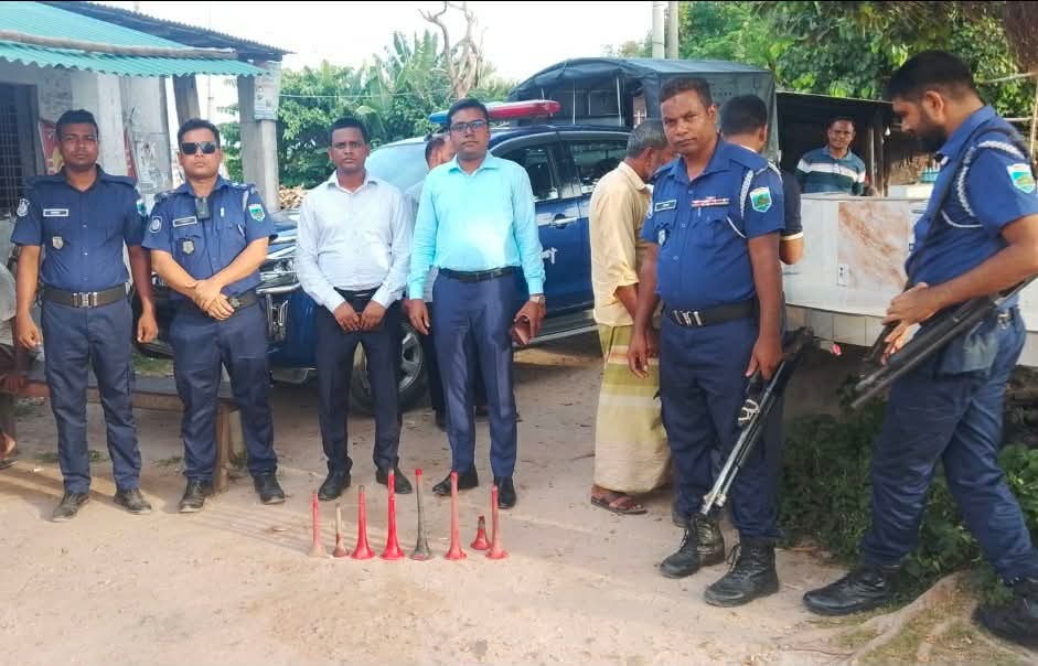 চাঁপাইনবাবগঞ্জে শব্দ ও বায়ুদূষণবিরোধী মোবাইল কোর্ট, জরিমানা আদায়, 1 received 1076382054861487 || Dailydeshsomoy