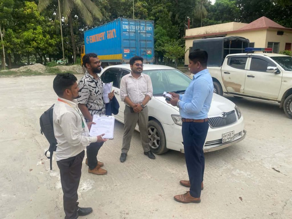 কালীগঞ্জে ভ্রাম্যমান আদালতে তিন ব্যবসায়ীকে অর্থদন্ড, 1 received 1798861471285554 || Dailydeshsomoy