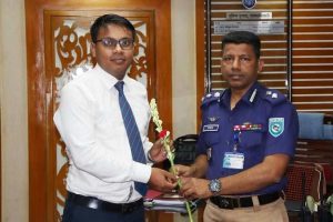 লালমনিরহাট জেলা পুলিশের আয়োজনে ৮১তম বুনিয়াদি প্রশিক্ষণার্থীদের কর্মশালা। 5 received 1118099744069336 || Dailydeshsomoy