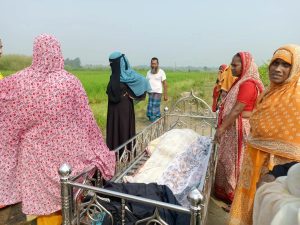সিরাজদিখানে নিখোঁজের একদিন পর রাস্তার খাদ থেকে নারীর মরদেহ উদ্ধার, 3 received 950702494286542 || Dailydeshsomoy